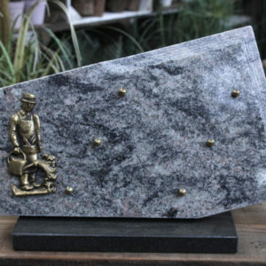 Plaque 35x20 sur socle Jardinier 3