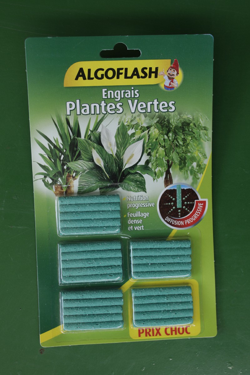 Engrais Plantes Vertes Algoflash - Jardi Pradel - Jardinerie et fleuriste à  Bagnères-de-Luchon