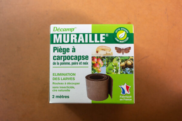 Decamp-Muraille-Piege-a-Carpocapse-de-la-pomme-poire-et-noix-2-Jardi-Pradel-jardinerie-et-fleuriste-a-Bagneres-de-Luchon-31