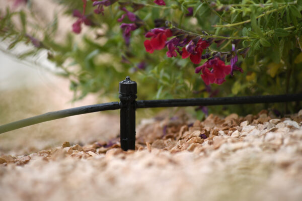 Goutteur compensateur de pression en ligne 4mm sur pointe (x5) - Hozelock – Image 3
