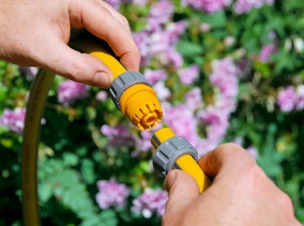 Raccord réparateur de tuyau d'arrosage de 12,5 à 15mm - Hozelock – Image 3